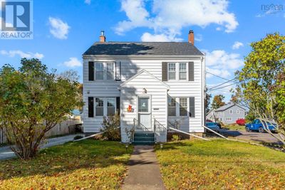 349 Robie St, House other with 4 bedrooms, 2 bathrooms and null parking in Truro NS | Image 1