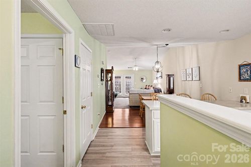 2073 Pin Oak Pl, Cramerton, NC, 28032-1540 | Card Image