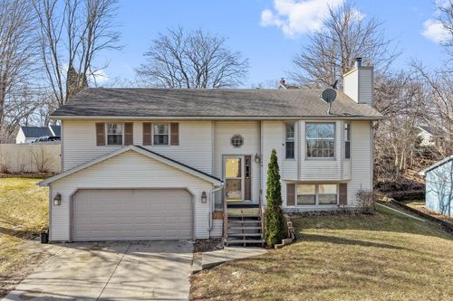 2494 Vagabond Street, GREEN BAY, WI, 54302 | Card Image