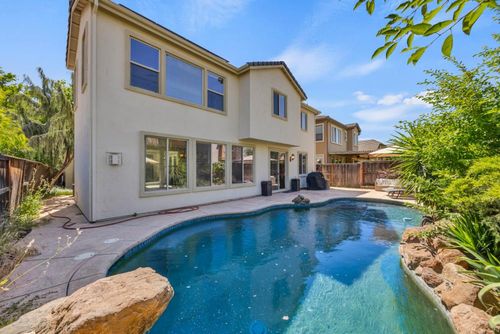 1046 Smith Way, Folsom, CA, 95630-7338 | Card Image