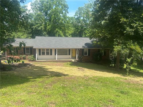 418 Saluda Rd, Williamston, SC, 29697-9316 | Card Image