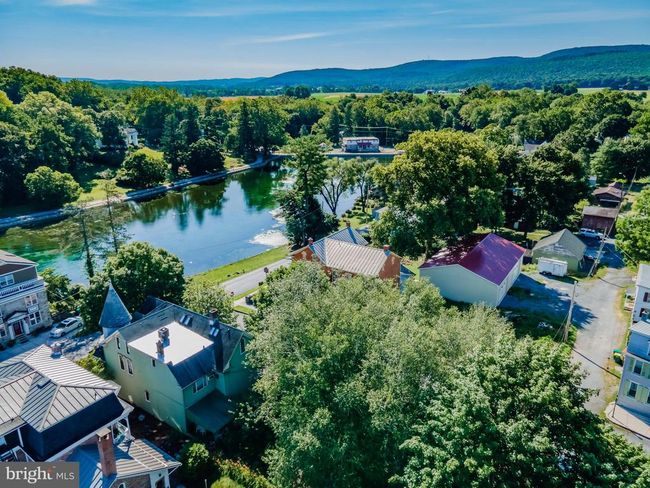 219 Front St, House other with 6 bedrooms, 5 bathrooms and null parking in BOILING SPRINGS PA | Image 57