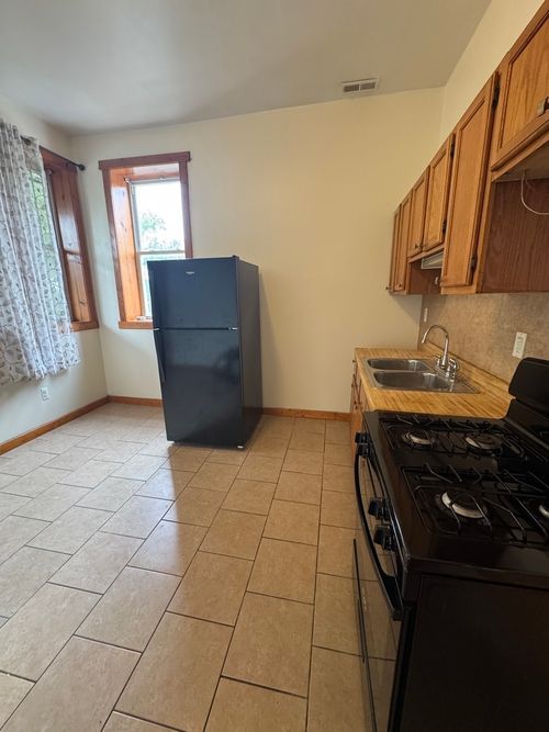2f-745 S California Ave, Chicago, IL, 60612-5304 | Card Image