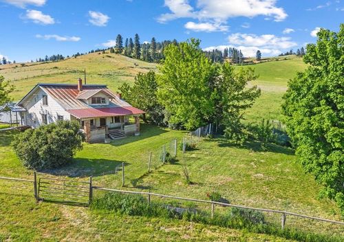 1985 Scott Rd, Rice, WA, 99167-9702 | Card Image
