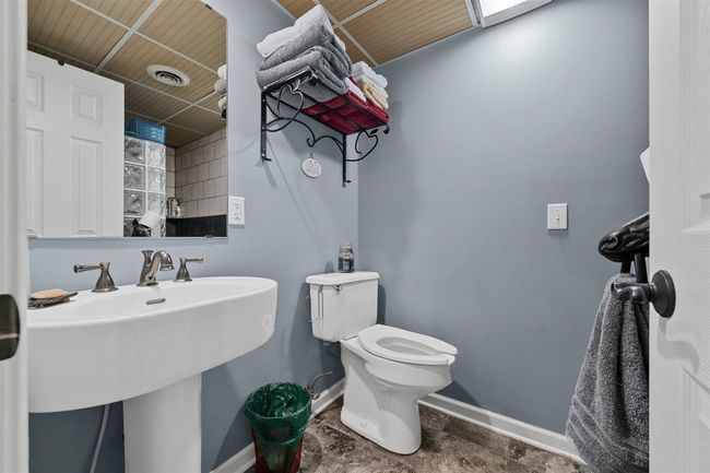 2037 Middle Bridge Rd, House other with 4 bedrooms, 5 bathrooms and null parking in Bowling Green KY | Image 60