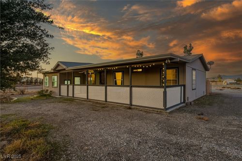 3060 E Mcgraw Rd, Pahrump, NV, 89061-8548 | Card Image