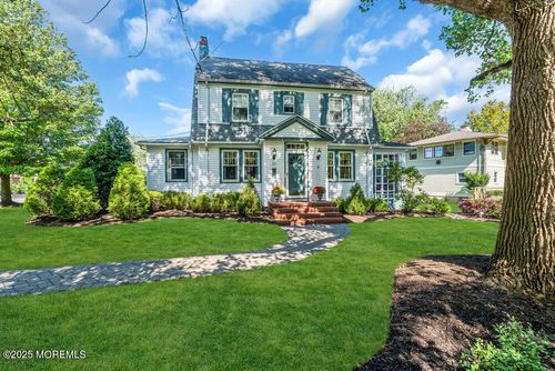 33 Willow Dr, Little Silver, NJ, 07739-1537 | Card Image