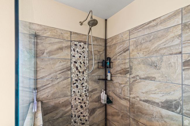 1036 E Airport Rd, House other with 3 bedrooms, 3 bathrooms and 1604 parking in Panguitch UT | Image 20