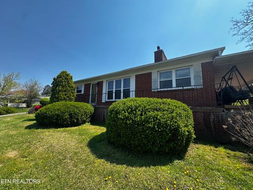 169 Oxford Cir, Harrogate, TN, 37752-8032 | Card Image