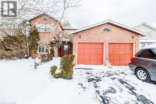 10 Jeanette Ave, Grimsby, ON, L3M5B4 | Card Image