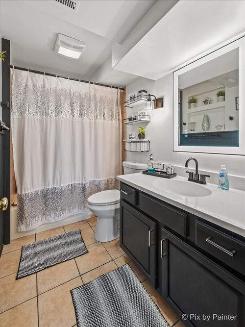 1809 Maplewood Ct, Lindenhurst, IL, 60046-8852 | Card Image