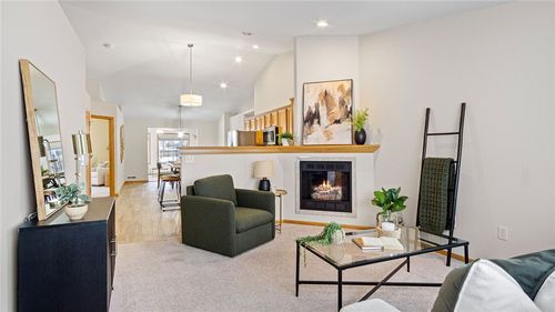 4402 E Robin Meadows Ln, Eau Claire, WI, 54701-8992 | Card Image