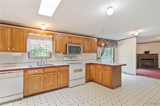 4867 Tabscott Rd, House other with 4 bedrooms, 2 bathrooms and null parking in Kents Store VA | Image 12