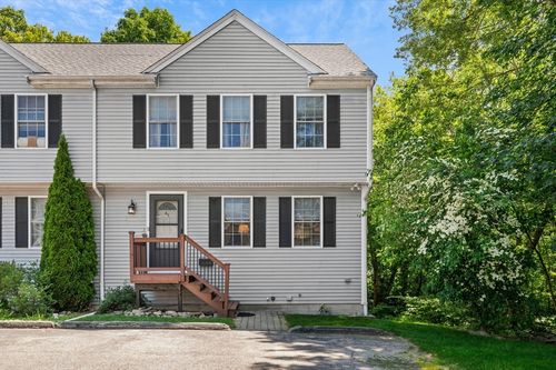 47-47 Brook St, Webster, MA, 01570-2821 | Card Image