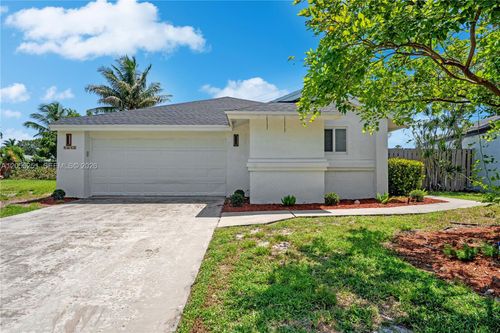 1215 Nw 18th Ave, Delray Beach, FL, 33445-2509 | Card Image