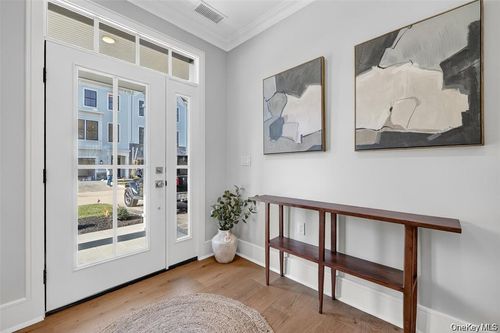 1820 Soundview Court, Yorktown, NY, 10598 | Card Image