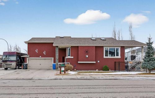 302 Sixmile Lane S, Lethbridge, AB, T1K5S6 | Card Image