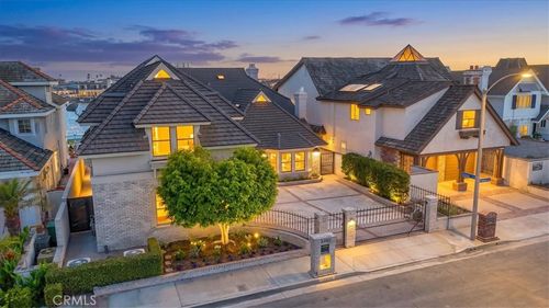 3342 Venture Dr, Huntington Beach, CA, 92649 | Card Image