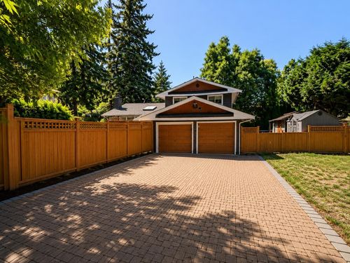 2529 126 St, Surrey, BC, V4A3P6 | Card Image