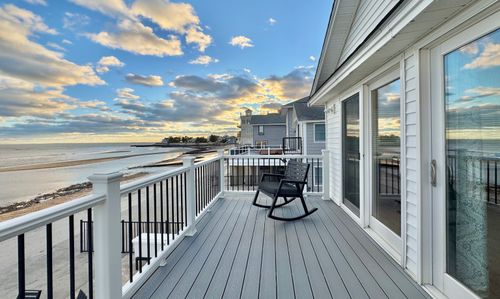 18 Field Ct, Milford, CT, 06460-7320 | Card Image