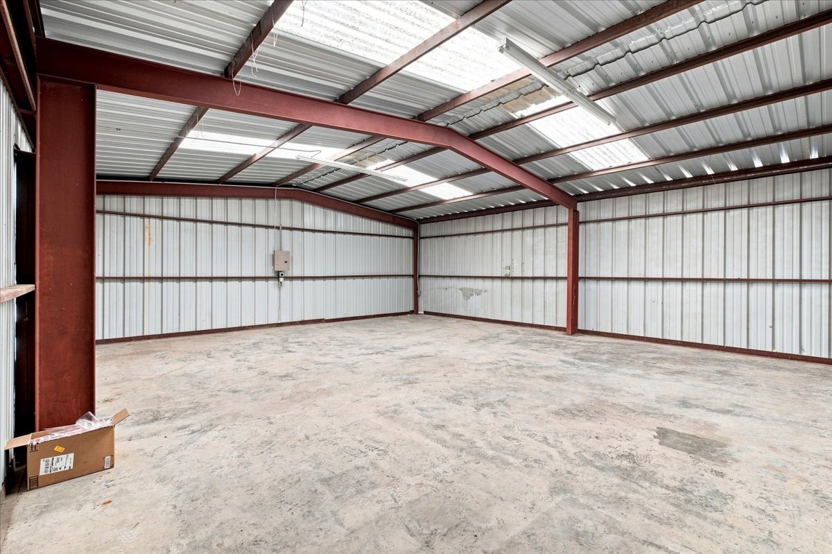 Commercial Lease in Corsicana 3