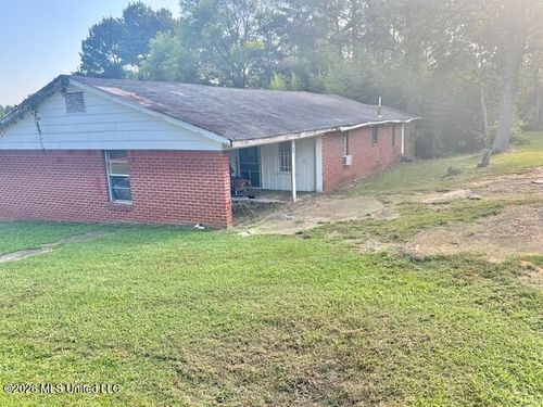 308 Lewis St, Carthage, MS, 39051-3332 | Card Image