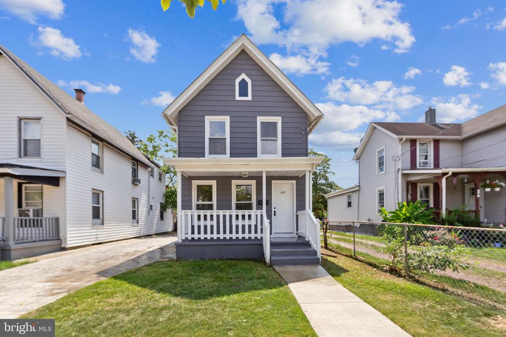 Montrose St, Vineland, NJ 08360