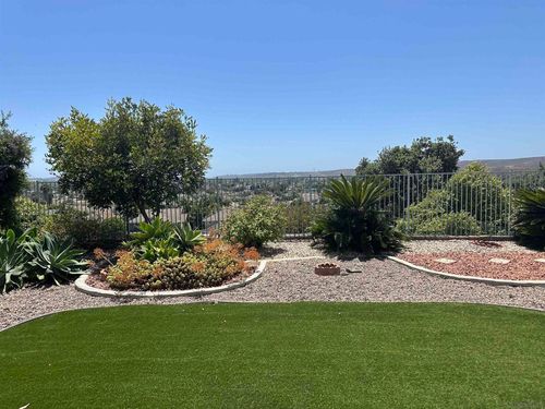 361 Point Windemere Pl, Oceanside, CA, 92057-3419 | Card Image