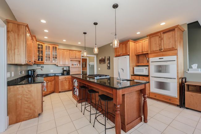 496 Mountain Rd, House other with 4 bedrooms, 4 bathrooms and null parking in Lyndeborough NH | Image 13