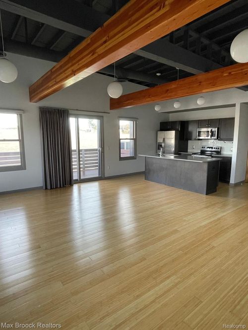 510-510 N Main St, Royal Oak, MI, 48067-1815 | Card Image