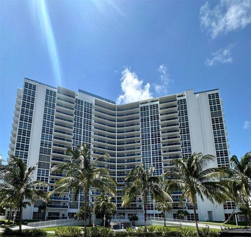 apt-201-2841 N Ocean Blvd, Fort Lauderdale, FL, 33308-7568 | Card Image