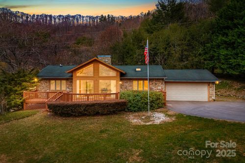 111 S Valley View Dr, Mars Hill, NC, 28754-6103 | Card Image
