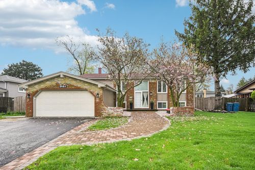 941 W Army Trail Blvd, Addison, IL, 60101-3111 | Card Image