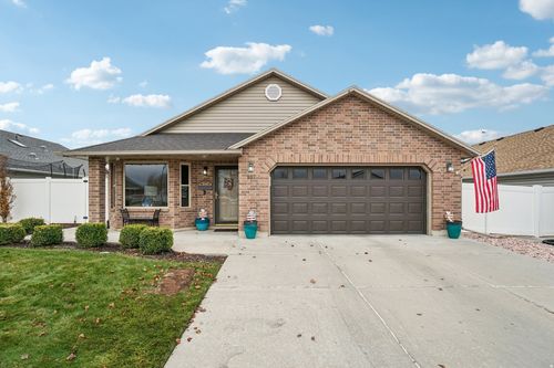 927 1730, Clinton, UT, 84015-6626 | Card Image