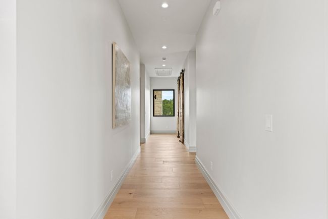 1318 Countryside Bnd, Home with 4 bedrooms, 5 bathrooms and 3 parking in Fredericksburg TX | Image 24