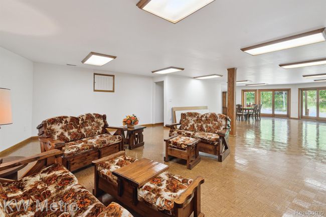 Finished Walk-Out - 1, 998 sq. ft. of Additional Living Space | Image 22