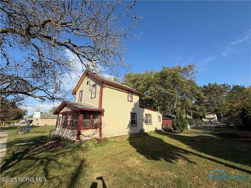 1219 Crystal St, Toledo, OH, 43605-3806 | Card Image