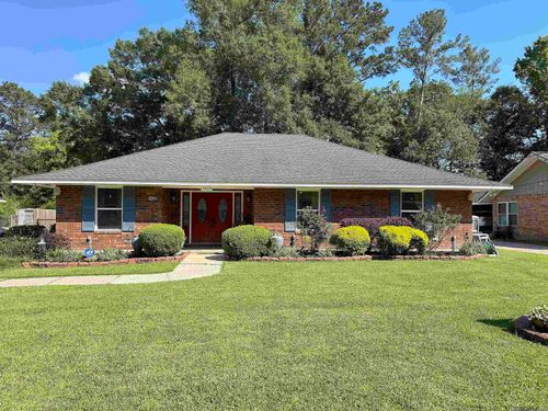 2420 Sherry St, Denham Springs, LA, 70726-5424 | Card Image