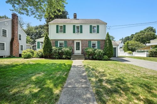40 Fairway Dr, Newton, MA, 02465-1713 | Card Image