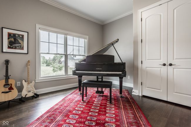 Main Level bedroom | Image 34