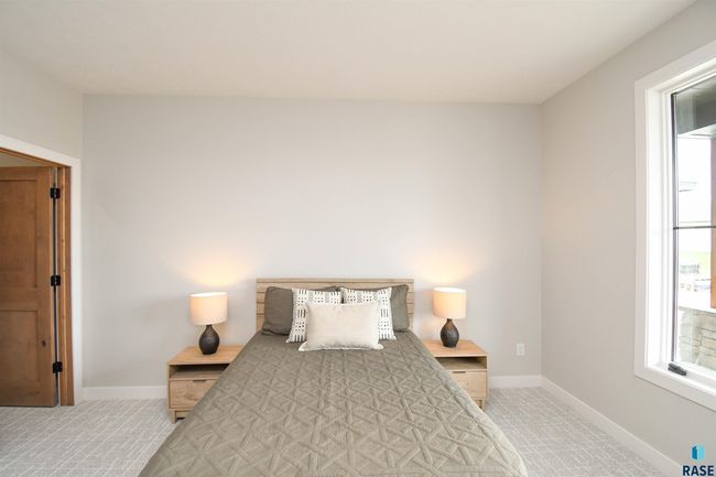 6504 E Hawker Trl, House other with 5 bedrooms, 4 bathrooms and null parking in Sioux Falls SD | Image 48