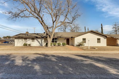 1426 Cumberland Rd, Odessa, TX, 79761-4229 | Card Image