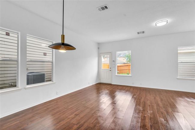 23838 Township Elm St, Townhouse with 2 bedrooms, 3 bathrooms and null parking in Spring TX | Image 9