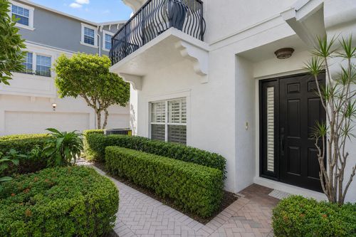 32-295 Ne 5th Ave, Delray Beach, FL, 33483-5500 | Card Image