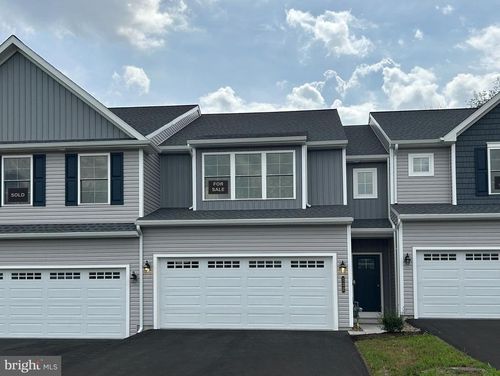132 Magnolia Dr, MIDDLETOWN, PA, 17057-2361 | Card Image