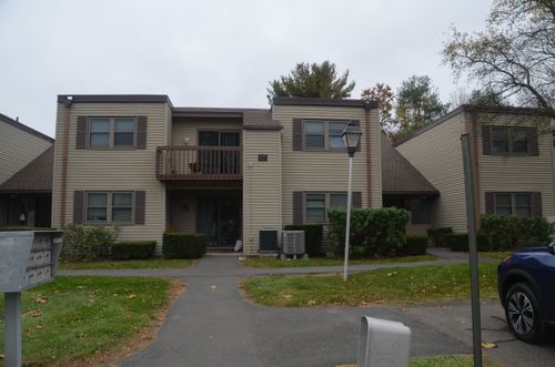 1202-1202 Twin Circle Dr, South Windsor, CT, 06074-2622 | Card Image