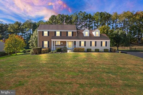 1398 Park Lake Dr, Reston, VA, 20190-3934 | Card Image