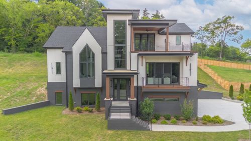 6704 Gower Rd, Nashville, TN, 37209-5611 | Card Image