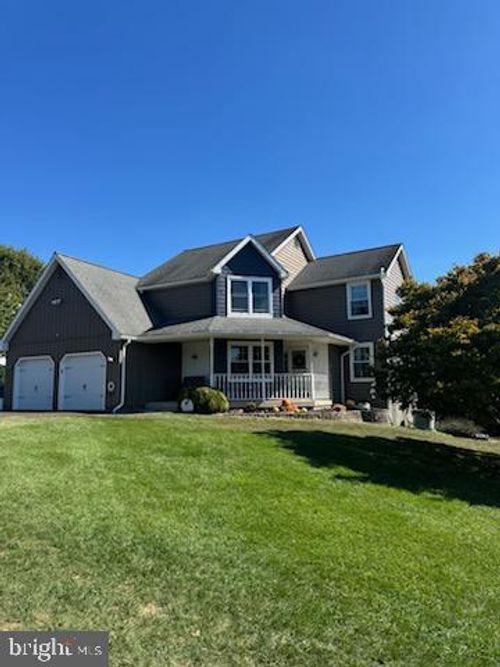 43 Lynwood Dr, CHALFONT, PA, 18914-2630 | Card Image