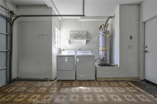 APT-10 - 20851 Community St, Townhouse with 3 bedrooms, 3 bathrooms and 2 parking in Winnetka CA | Image 21